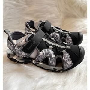 Dream Pairs New Black Grey Kids Active Sandals Big Kids Size 5